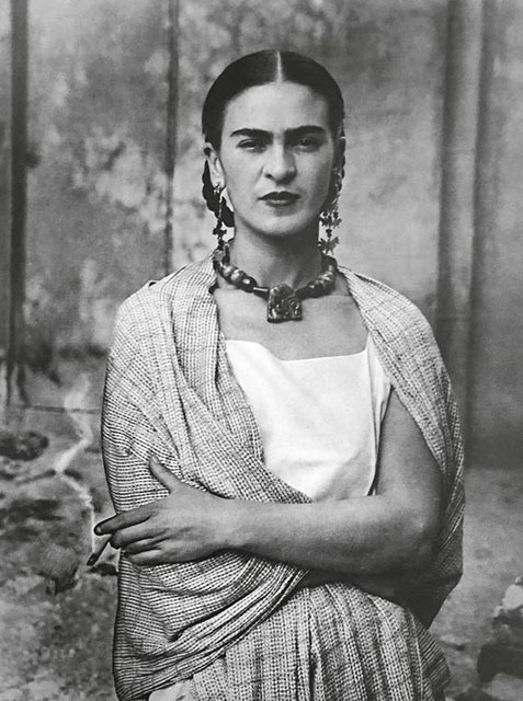 Frida Kahlo Riccione ritratto in bianco e nero dell'artista Frida Kahlo