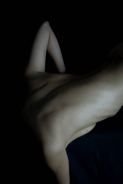 Francesco Brigida Milano foto a colori di dettaglio di corpo di donna nudo