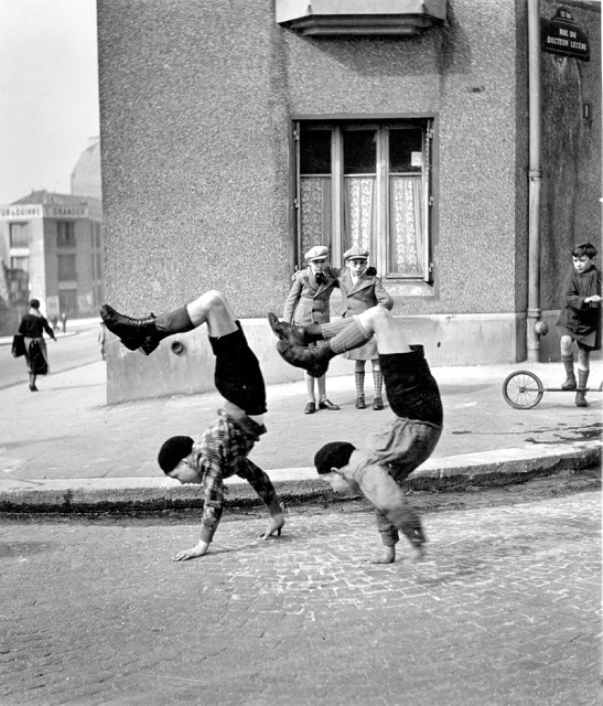 Robert Doisneau Modena I fratelli Parigi 1934